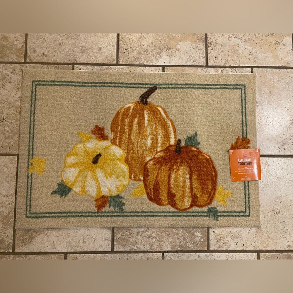 NEW Fall Pumpkin Rug